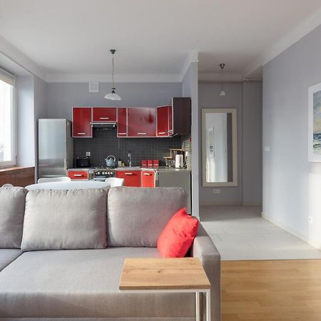 Metro Raclawicka Red Apartment Варшава Экстерьер фото