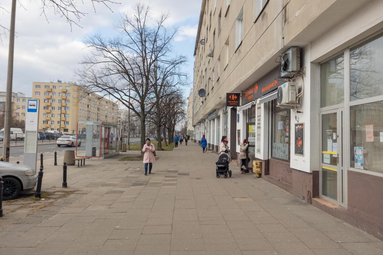 Metro Raclawicka Red Apartment Варшава Экстерьер фото